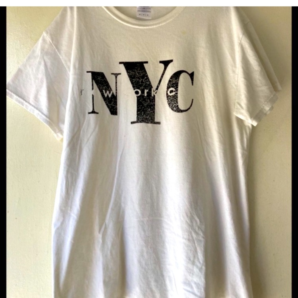Vintage 90’s NYC T-shirt white black Size M 90s Gildan